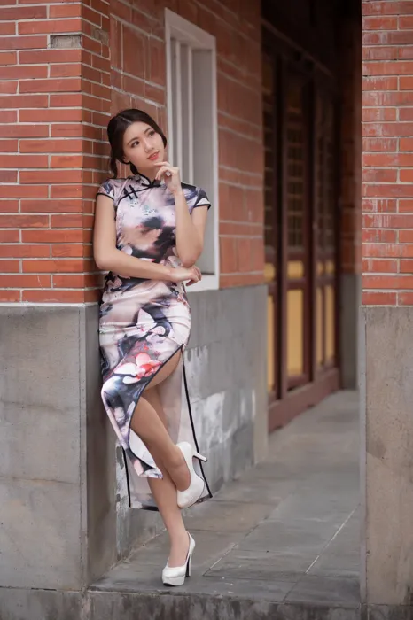 [Mzsock] NO.071 Zhang Lunzhen cheongsam, high heels and beautiful legs, outdoor shot street photography#[52P]-18