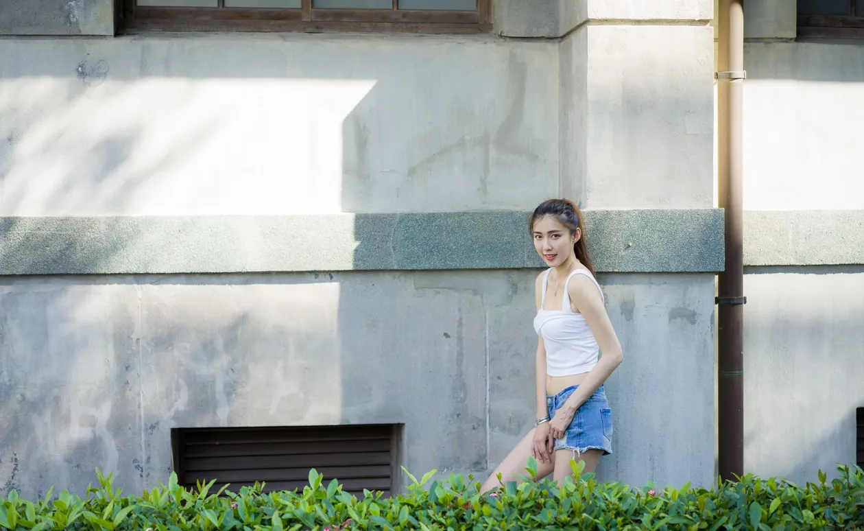 [Mzsock] NO.186 Jin Yunqiao’s midriff-revealing denim shorts cool and beautiful legs street photography#[47P]-33