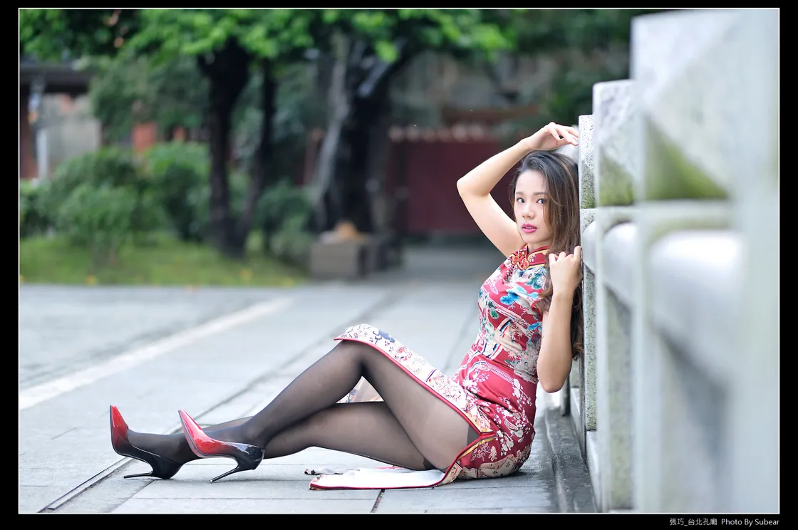 [Mzsock] NO.098 Zhang Qiao cheongsam black silk high heels beautiful legs street photography#[54P]-24