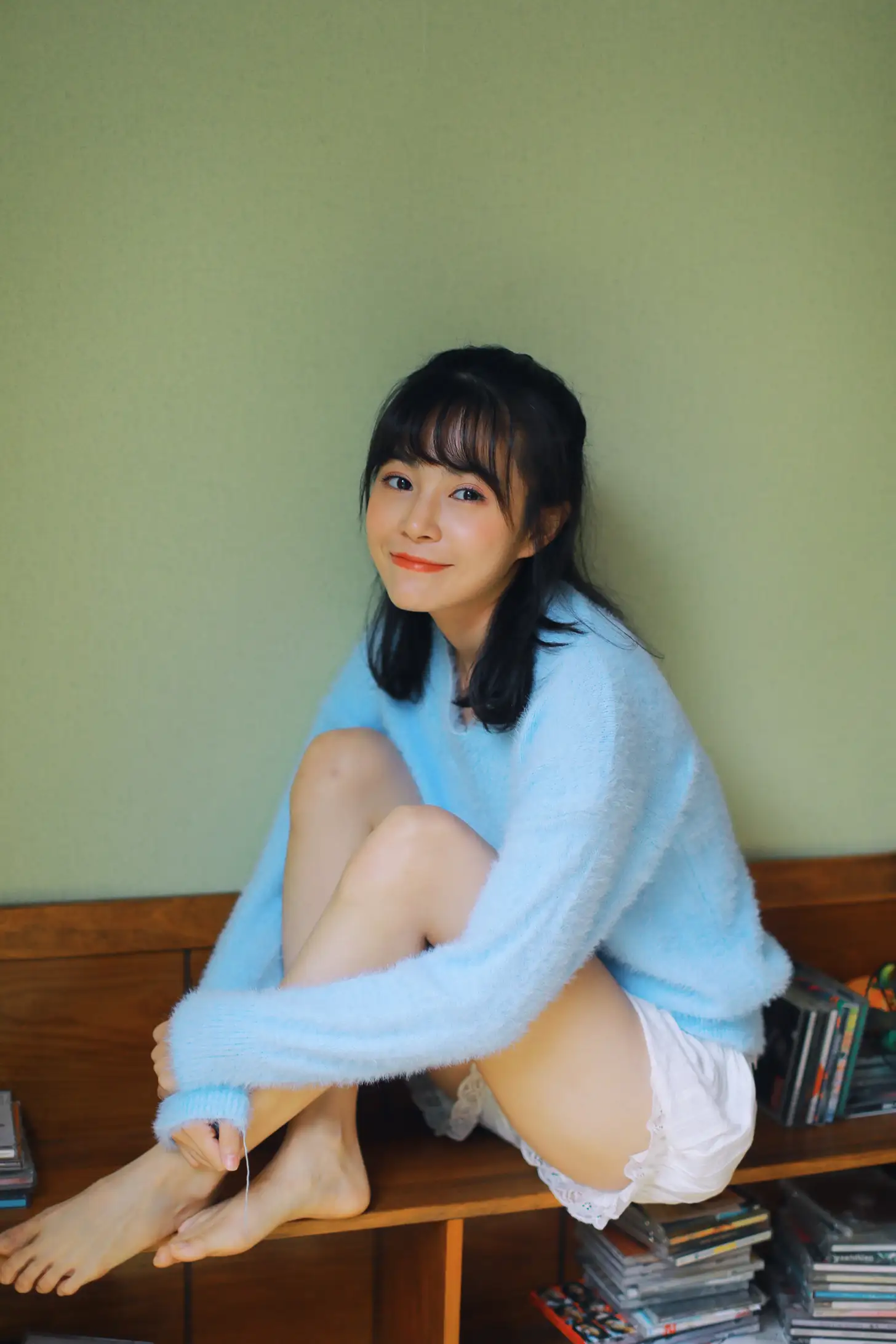 [YITUYU] 2021.04.13 Vol.038 – Blue Sweater naked heart#[34P]-17